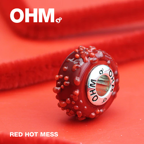 Red Hot Mess - Image 4