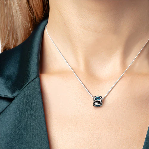 Mar. Abundance Necklace - Image 2